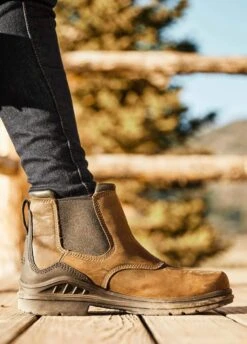 Ariat Barnyard Twin Gore II H2O Boot - Antique Brown -Equestrian Supply Store ariat barnyard brown 5rdy