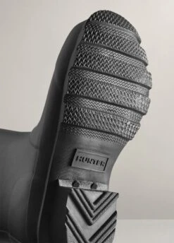 Childs Hunter Insulated Wellingtons - Black/Logo Red 9 Childs Hunter Insulated Wellingtons - Black/Logo Red -Equestrian Supply Store hunterkidsblack4rdy