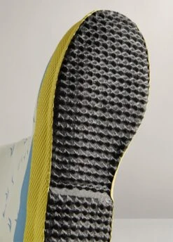 Hunter Kids First Classic Polar Bear Wellingtons - White 9 Hunter Kids First Classic Polar Bear Wellingtons - White -Equestrian Supply Store hunterpolarbearwhite4rdy