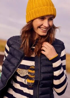 Joules Furlton Padded Gilet - Navy 7 Joules Furlton Padded Gilet - Navy -Equestrian Supply Store joulesfurltonmirandardy 1