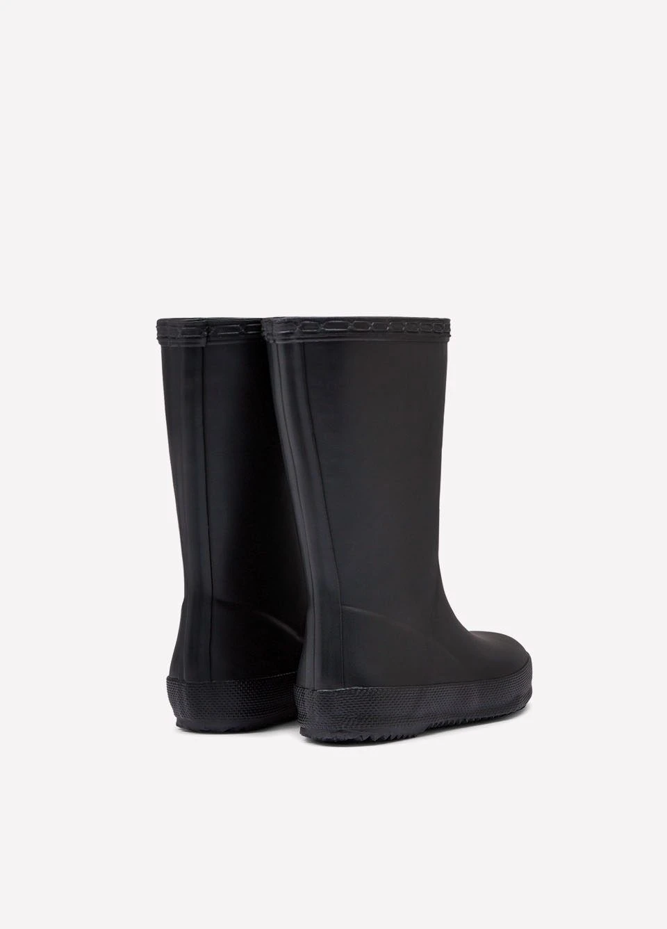 Hunter Kids First Classic Wellingtons - Black 6 Hunter Kids First Classic Wellingtons - Black - Image 4