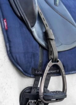 LeMieux Vector Close Contact Stirrup Leathers - Black 5 LeMieux Vector Close Contact Stirrup Leathers - Black -Equestrian Supply Store lm vector leather black 2rdy